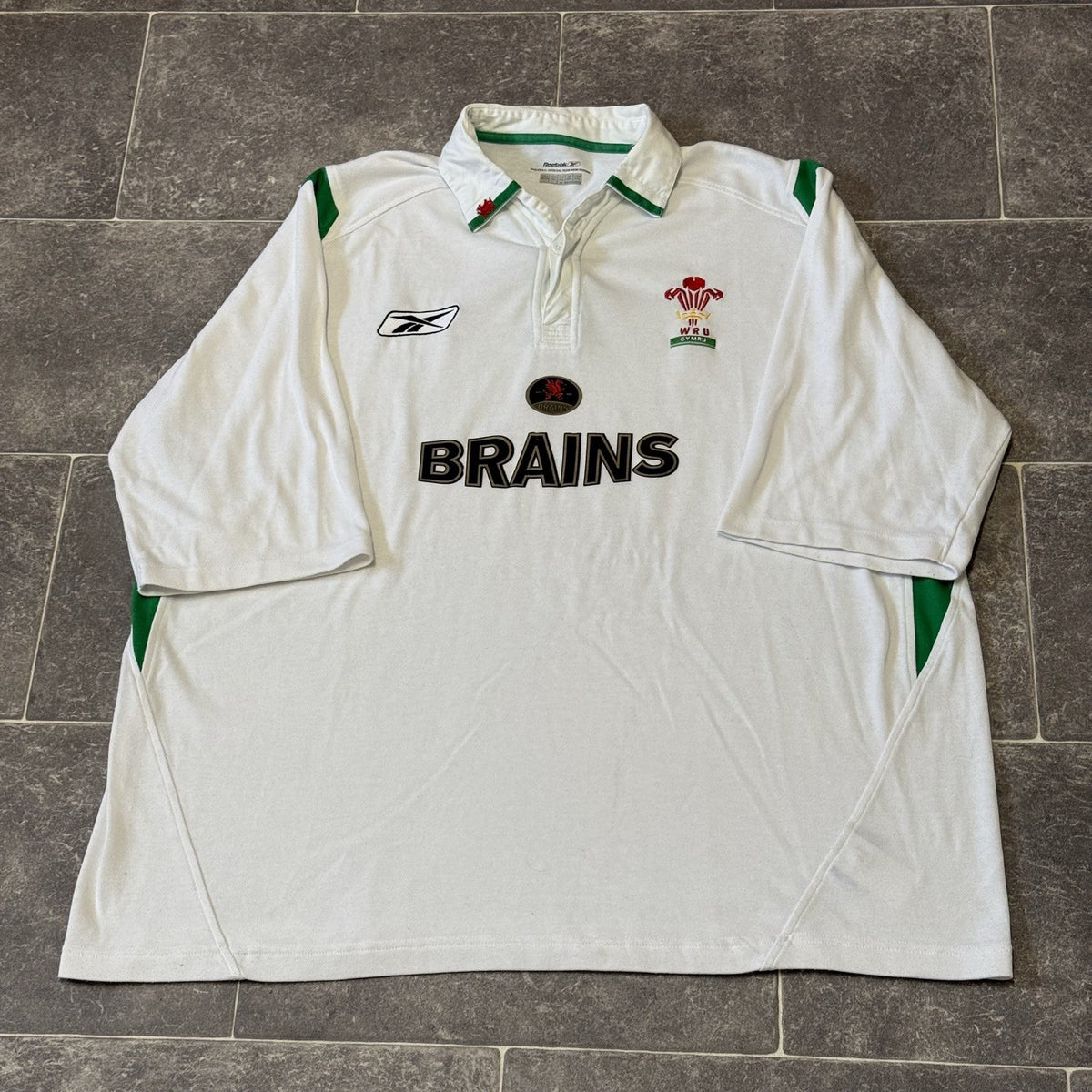 Wales Away Rugby Shirt 2005 Size XXL Mens 2XL Short Sleeve Reebok Brains WRU