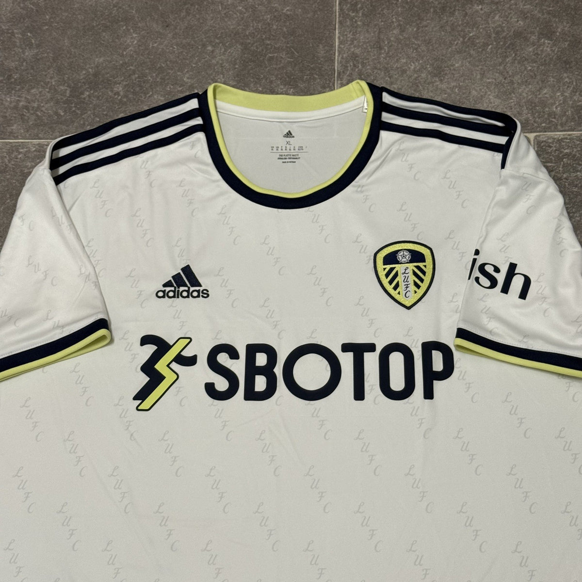 Adidas Leeds United Home Shirt Men’s XL 2022/2023 Football Jersey LUFC White