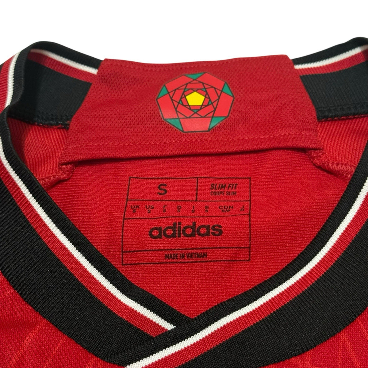 Manchester United Home Shirt 2023/24 Small Men’s Adidas