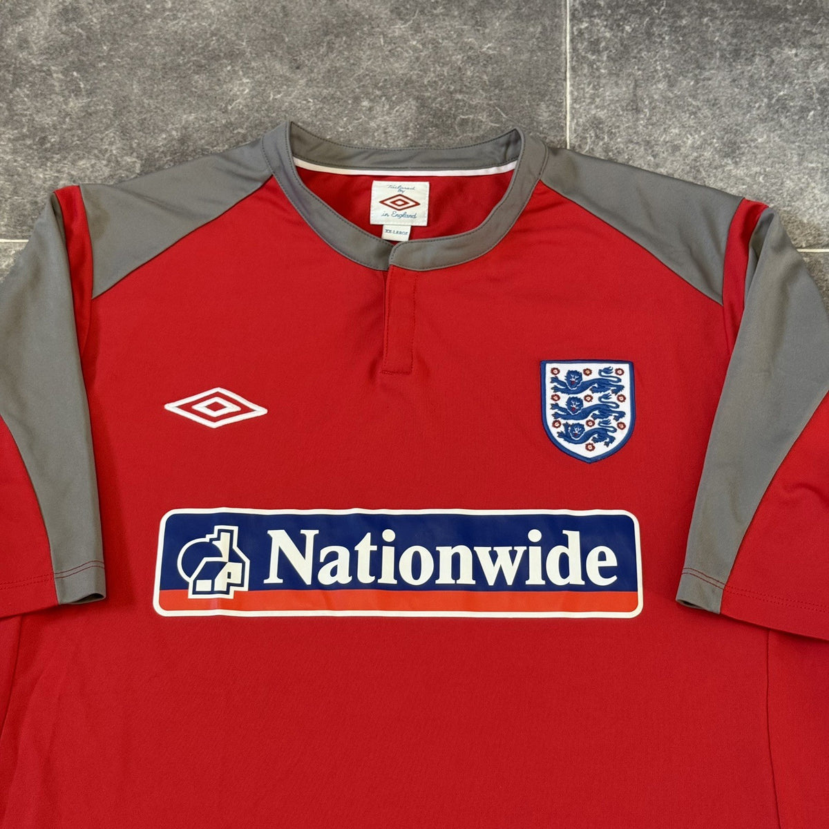 England 2010/11 Football Shirt Training Soccer Jersey XXL 2XL Adults Umbro
