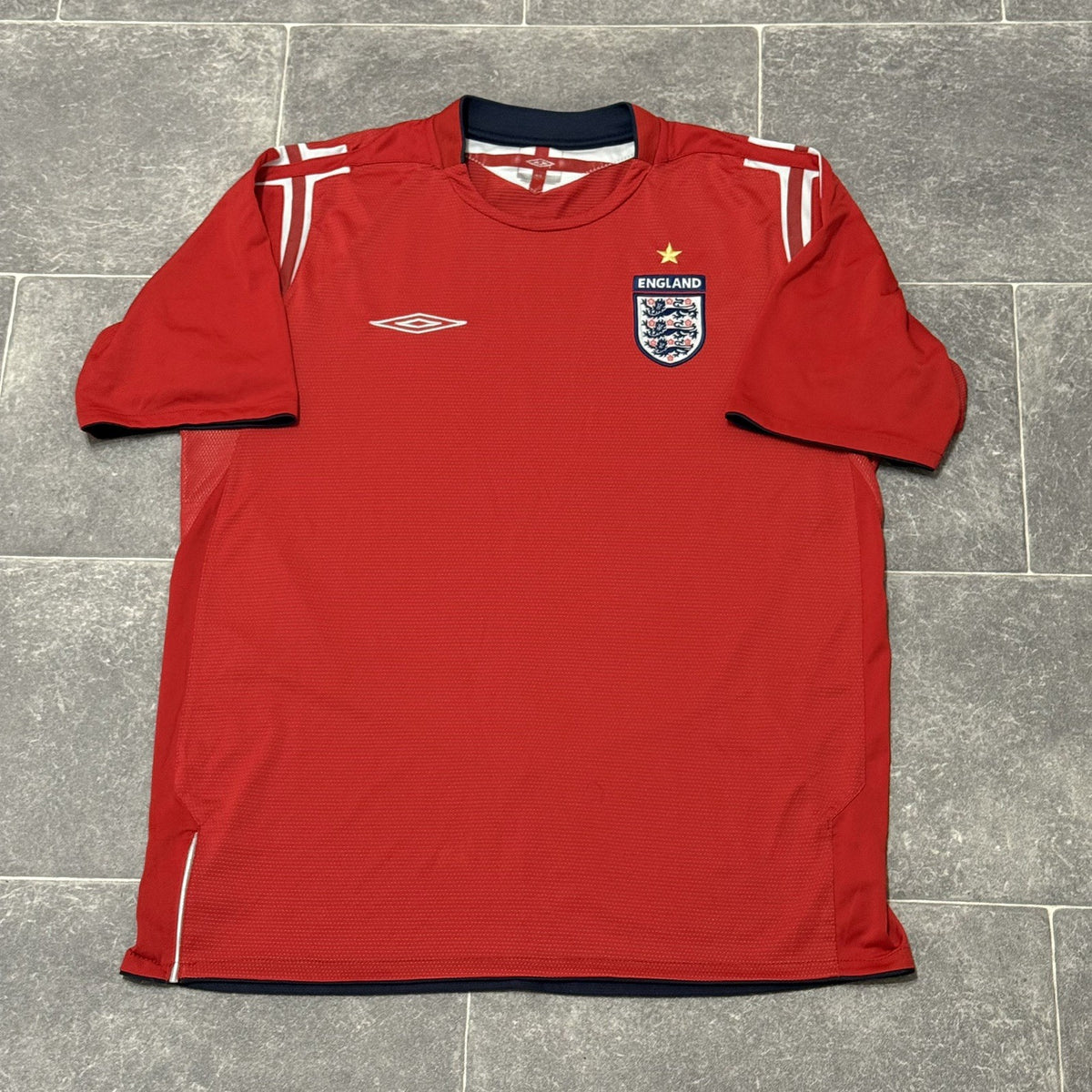 England Away Football Shirt 2004/06 Adults Large Umbro