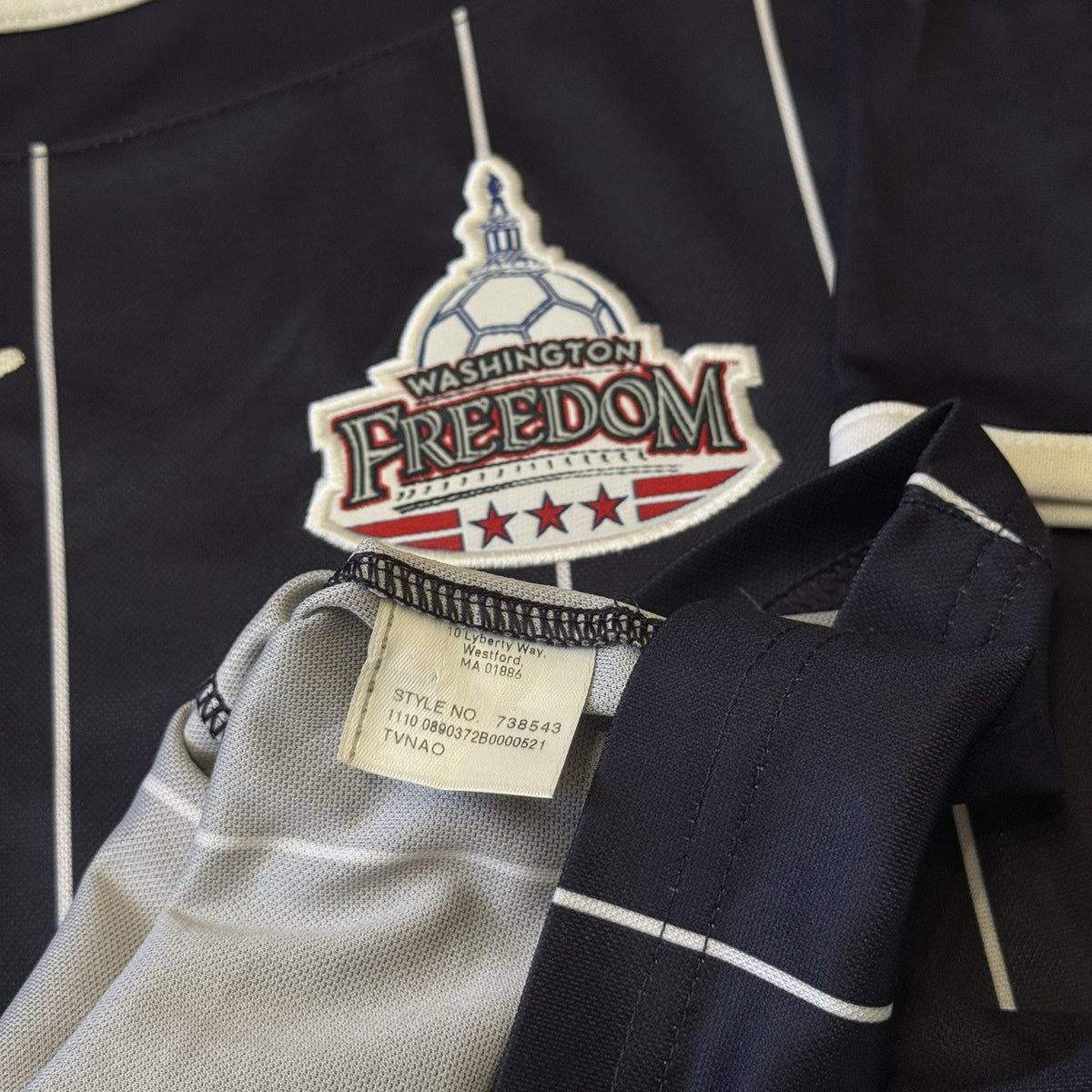RARE PUMA Washington Freedom WPS Women’s Professional Soccer Jersey Kit Medium