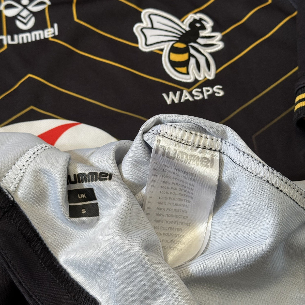 Wasps Rugby Union Home Shirt 2021/2022 Small Adults Hummel Jersey Black Top