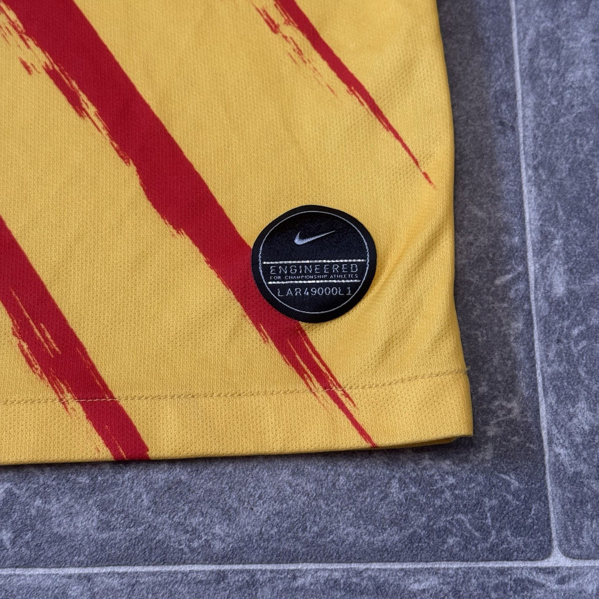 FC Barcelona Nike Fourth Shirt 2019/20 Small Adults