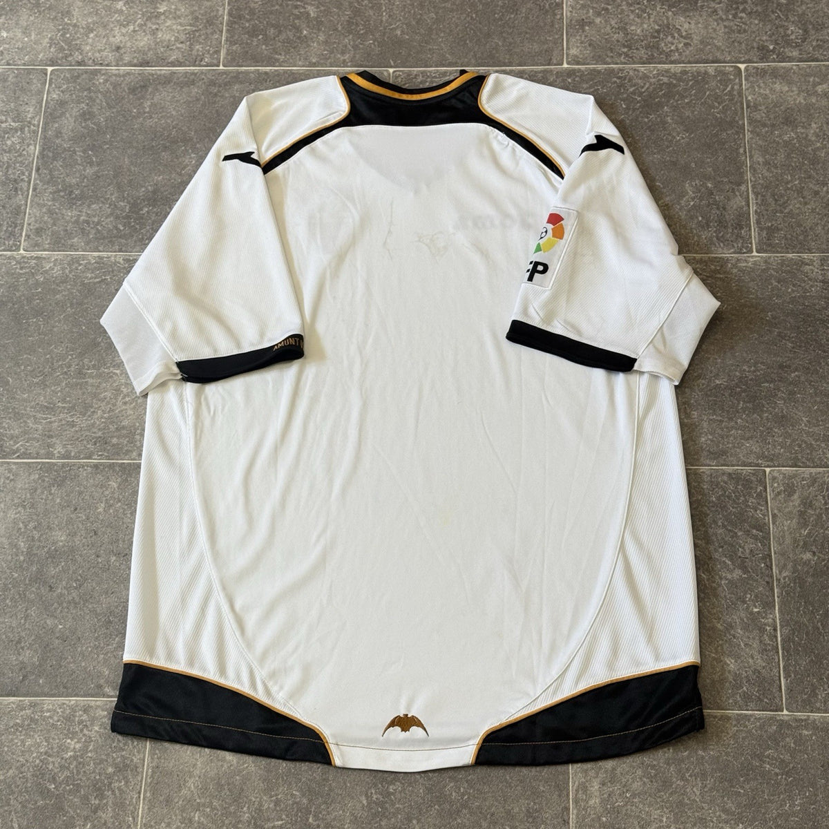 VALENCIA 2011/2012 HOME FOOTBALL SHIRT SOCCER JERSEY SIZE XXL ADULT JOMA USED