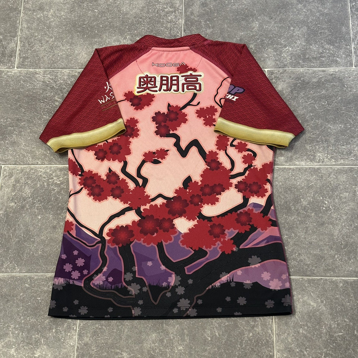 KYOTO CHERRIES WBR RUGBY JERSEY SIZE SMALL KOOGA CHERRY BLOSSOM