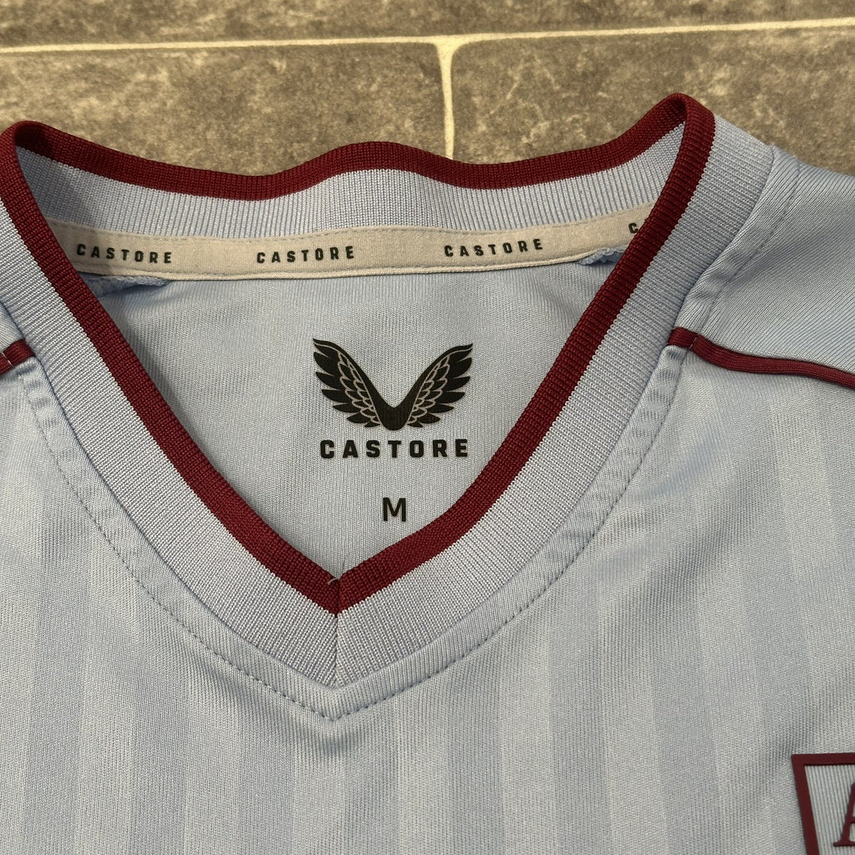 Aston Villa Castore 2022/2023 Cazoo Sponsor Football Shirt Men's Medium Blue