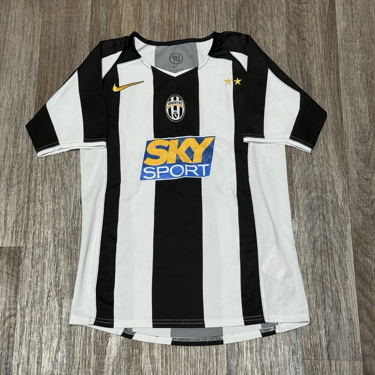 Vintage Juventus Football Shirt Medium Woman’s US 12 Home 2004 2005 Nike Jersey