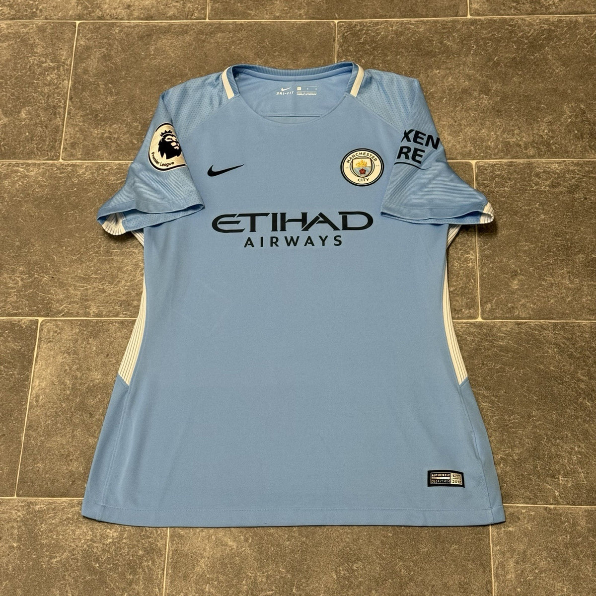 Original Manchester City Home Shirt 2017/18 Womans Large