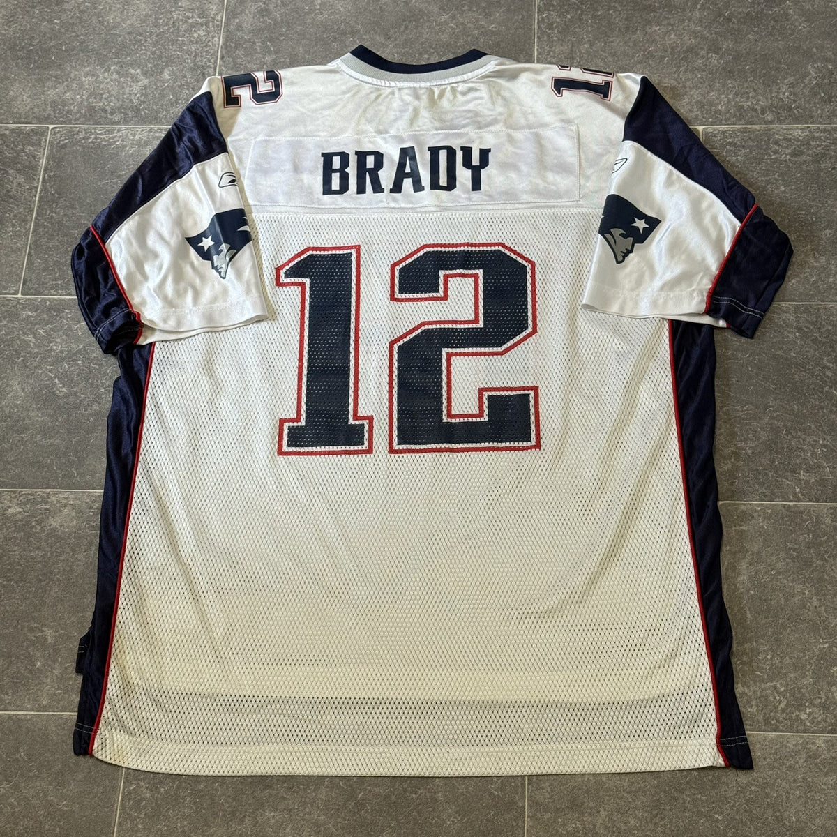 NEW ENGLAND PATRIOTS NFL JERSEY #12 TOM BRADY AUTHENTIC REEBOK SIZE 2XL XXL