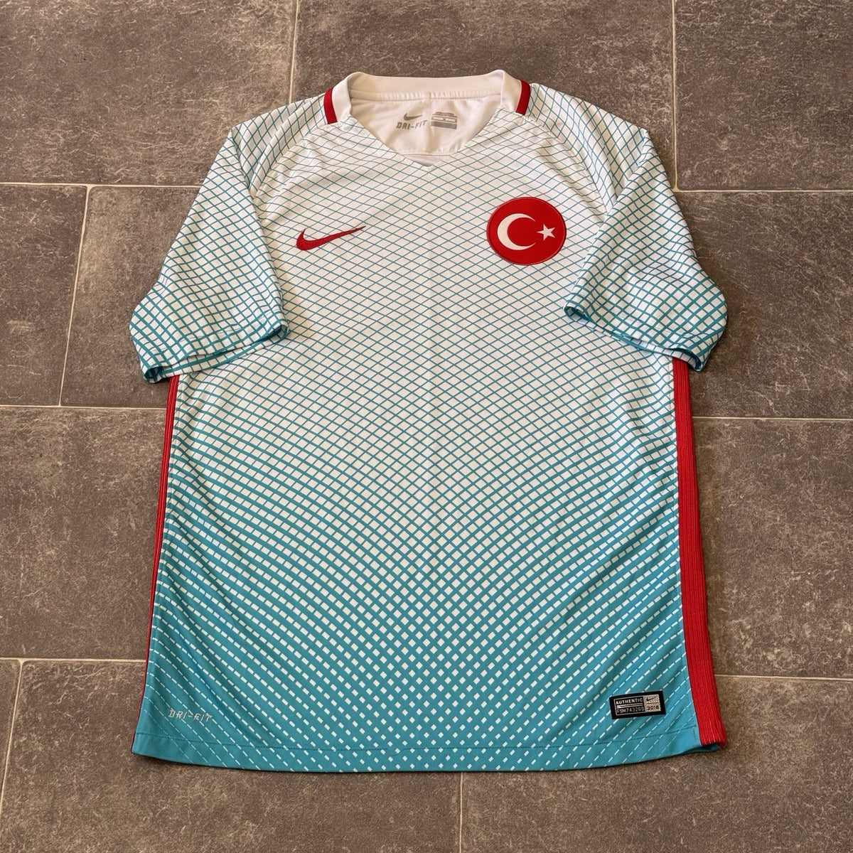 Turkey 2016 2017 Away Football Shirt Soccer Jersey Nike Size M Medium