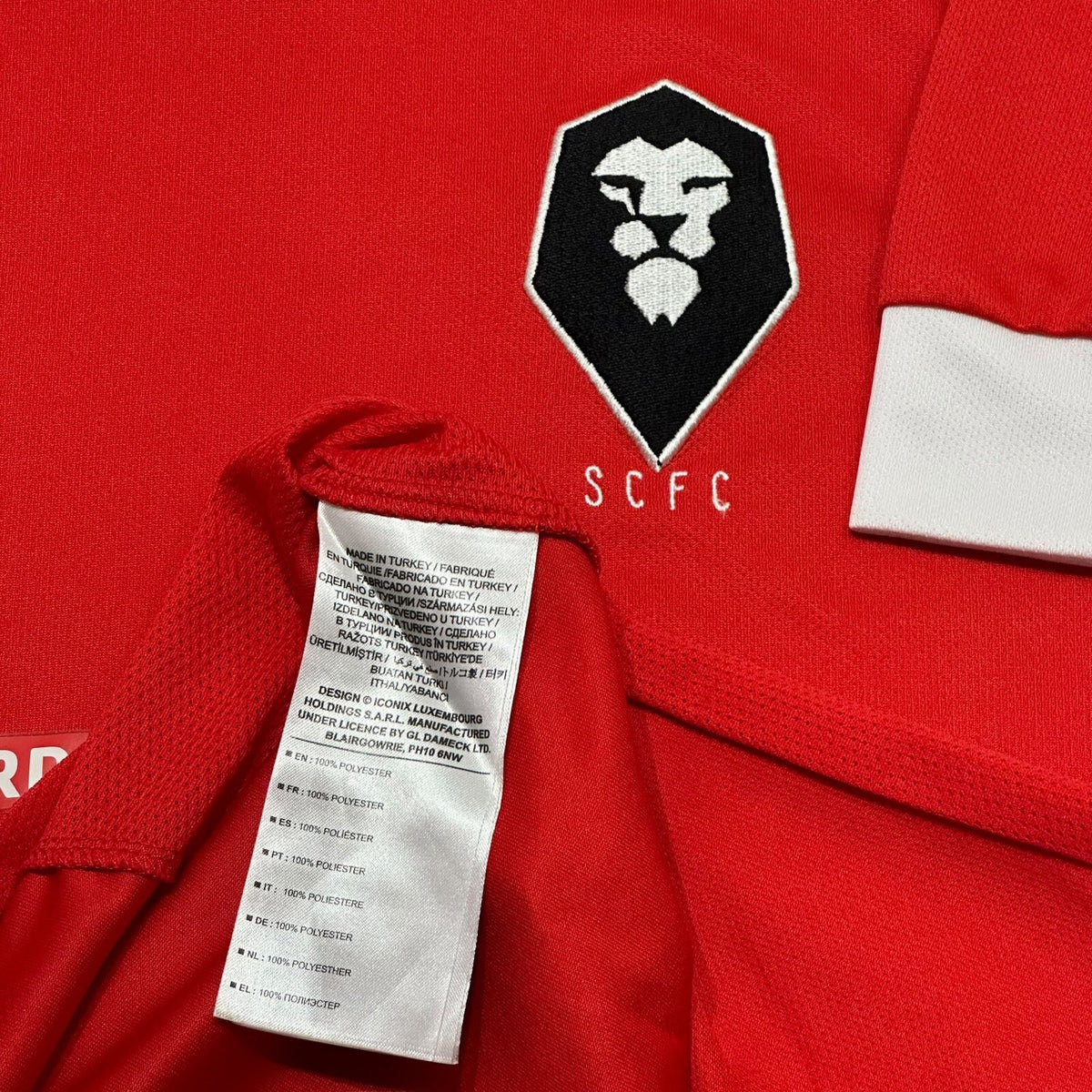 Salford City 2017/18 Home Shirt Men’s Small Umbro Football Jersey