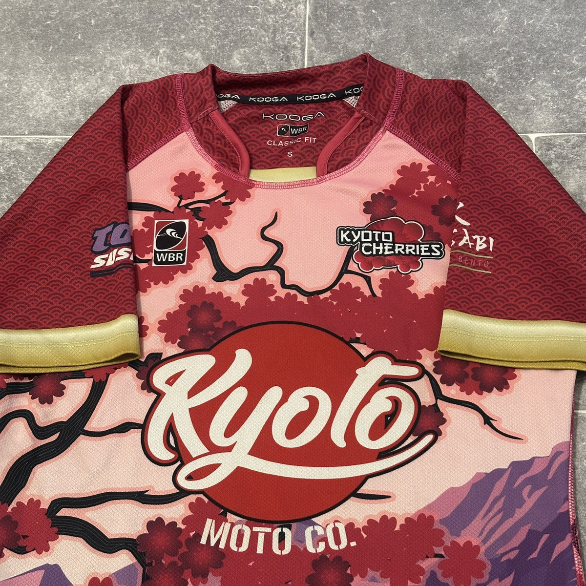 KYOTO CHERRIES WBR RUGBY JERSEY SIZE SMALL KOOGA CHERRY BLOSSOM