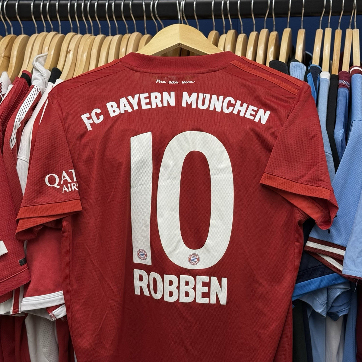 Bayern Munich Football Shirt Jersey 2019/20 Home (M) Medium Adults