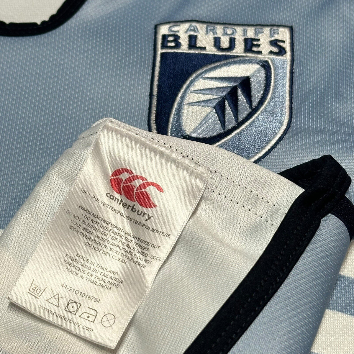 CARDIFF BLUES WALES RUGBY UNION SHIRT JERSEY CANTERBURY MEDIUM M