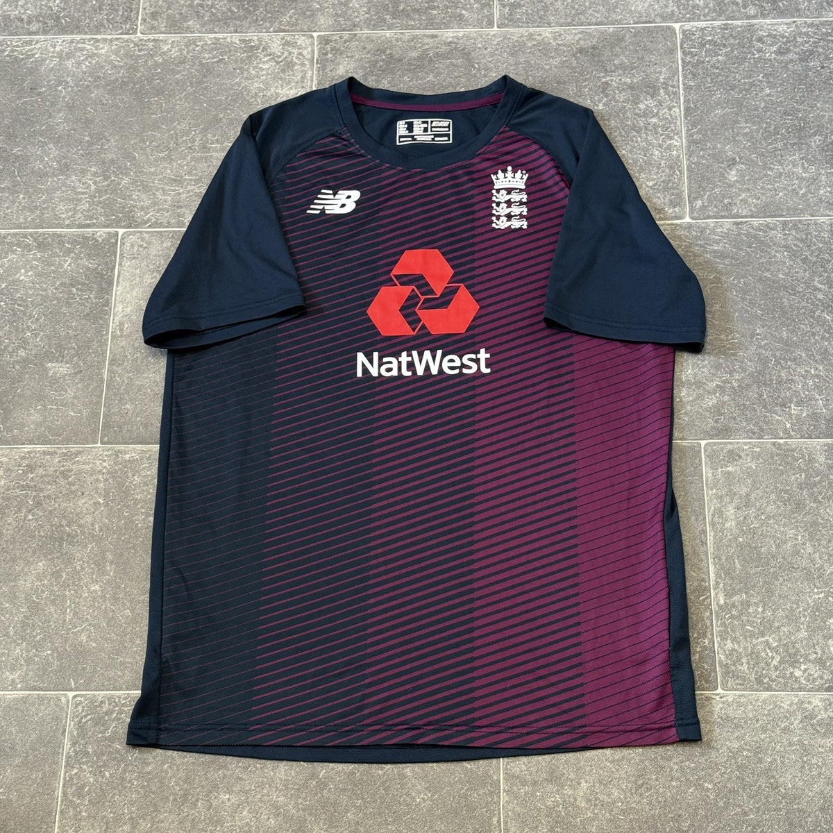 England Cricket Training Shirt Jersey New Balance Size Small Adults