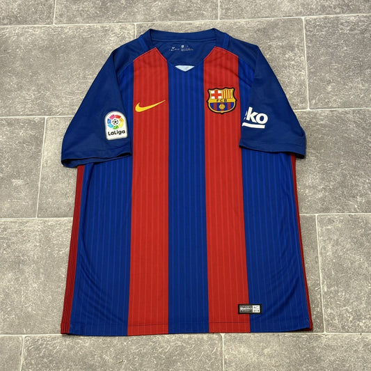 Barcelona Football Shirt Jersey 2016/17 Home (M) Medium Adults