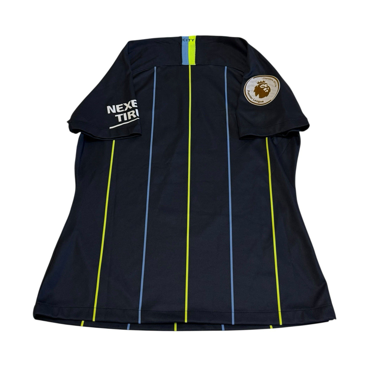 Manchester City Football Shirt Woman’s L Nike 2018/19 Champions 17/18 Nike Away