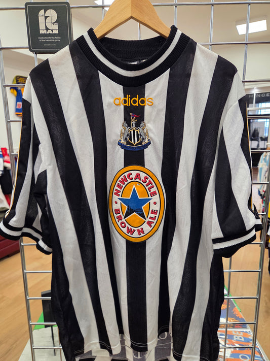 Newcastle United 1997/98 'Shearer 9' Home Shirt Large