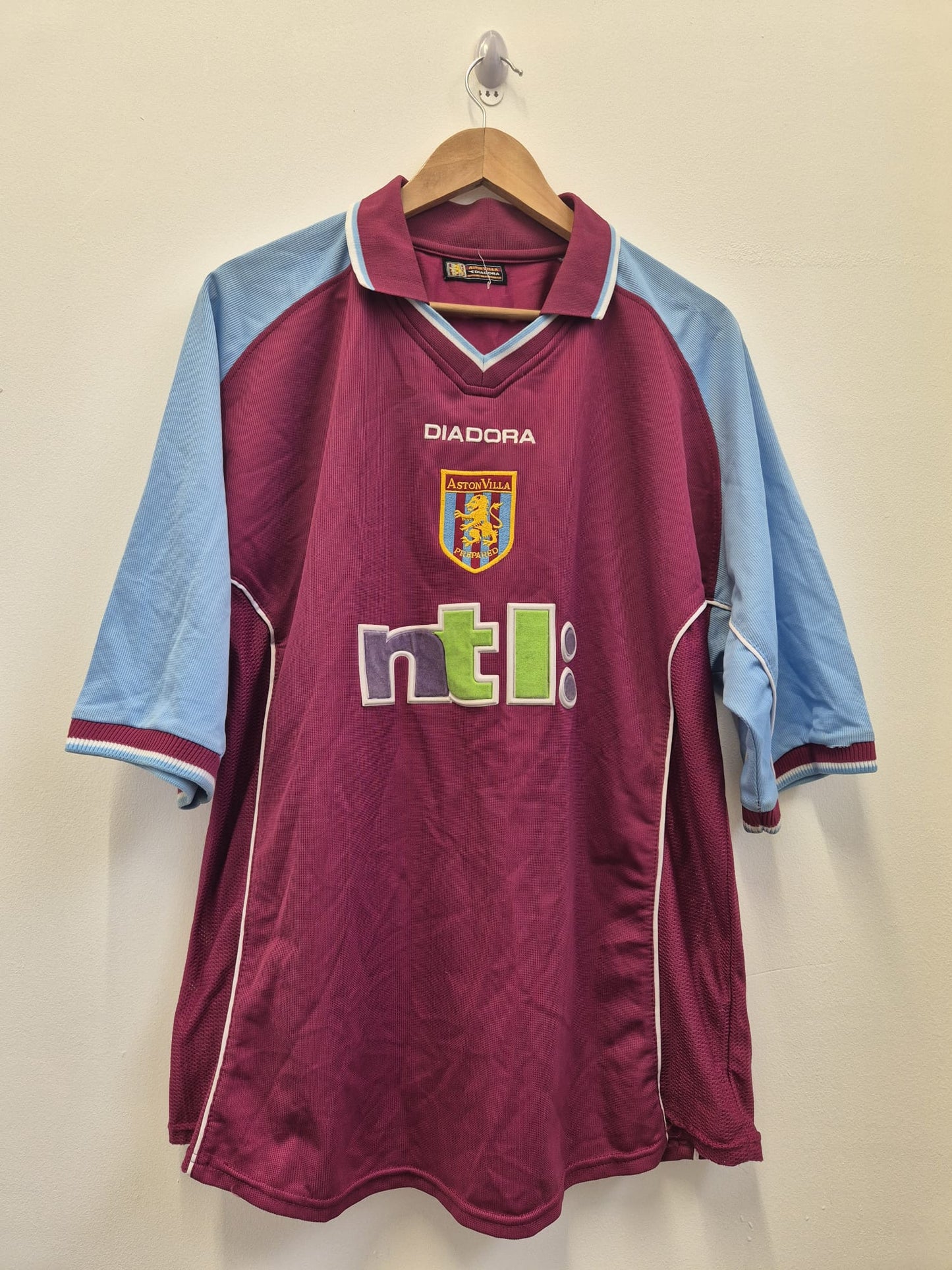 Aston Villa 2000/2001 Home Shirt Medium