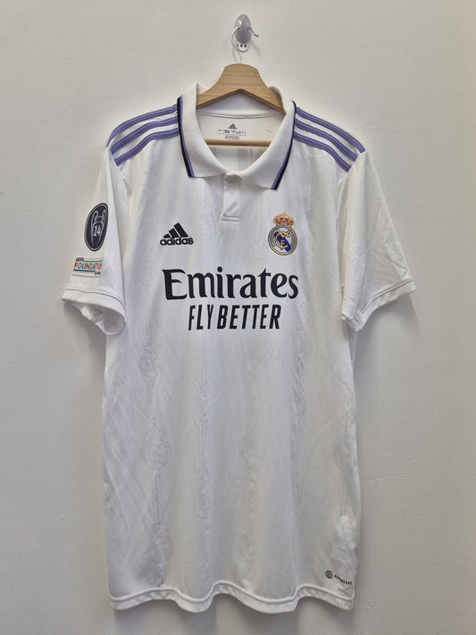 Real Madrid 2022/23 'Vini JR 7' Home Shirt Large