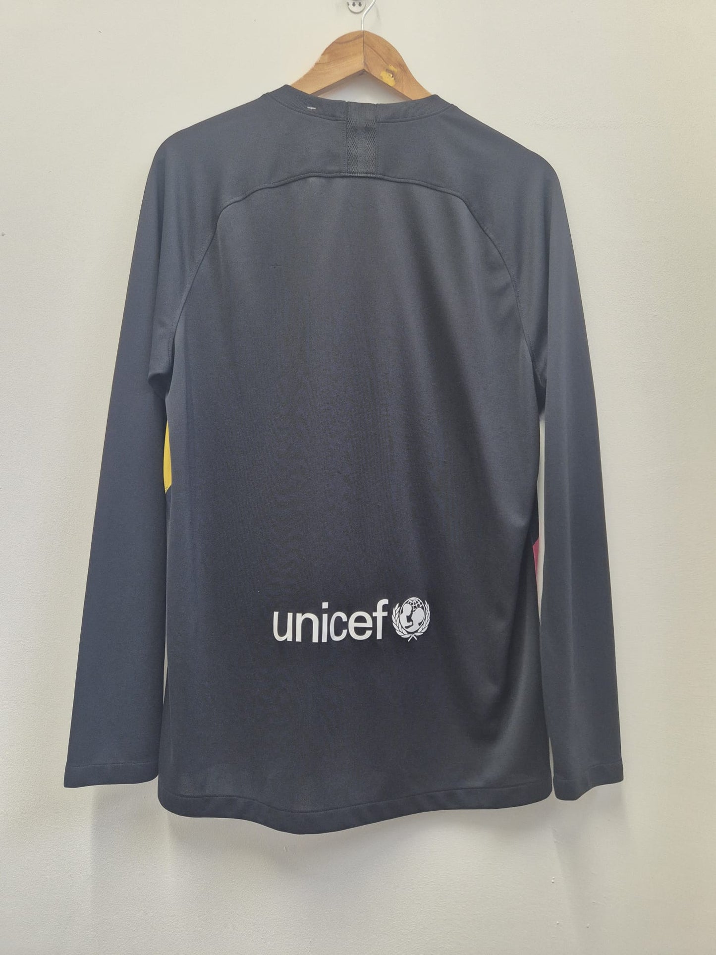 Barcelona 2019/20 Goalkeeper Shirt Large