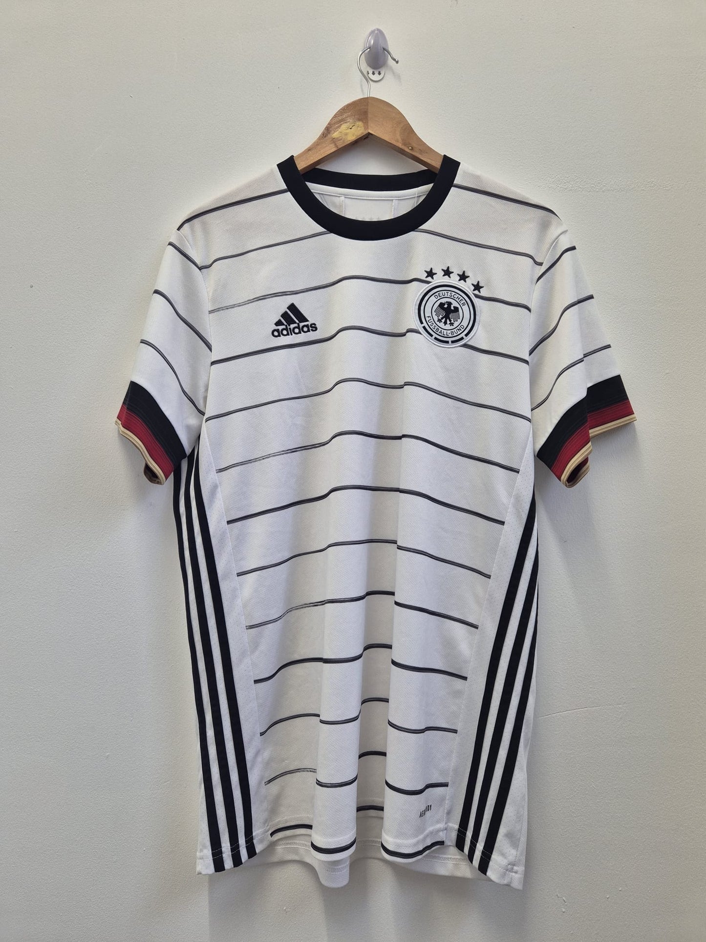 Germany 2020/21 Home Shirt Large