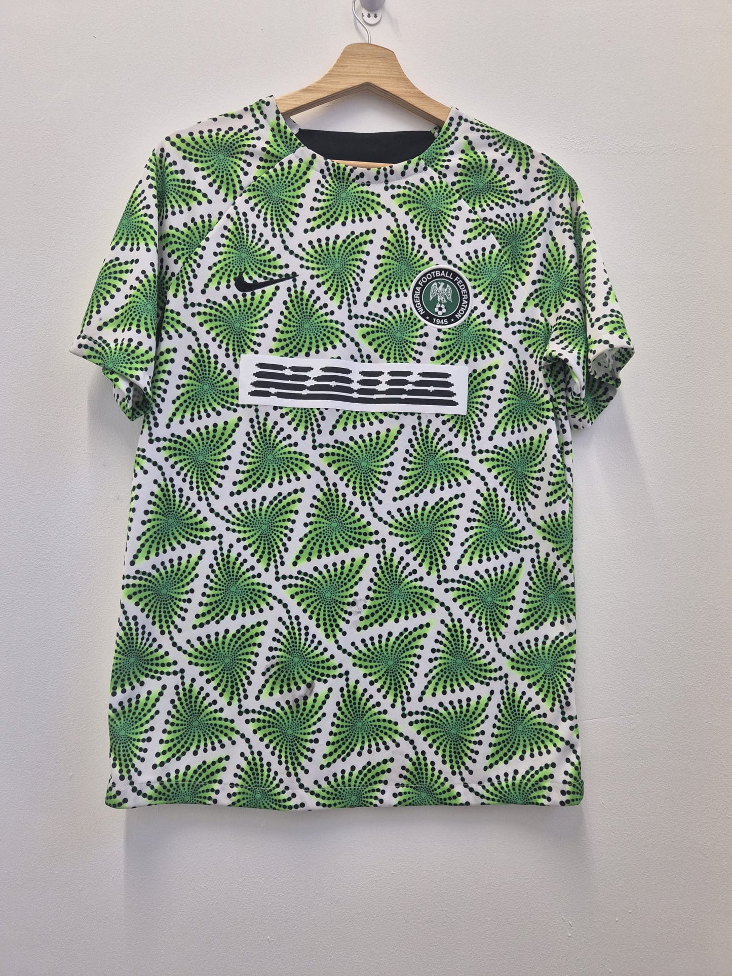 Nigeria 2022 Pre Match Shirt Medium
