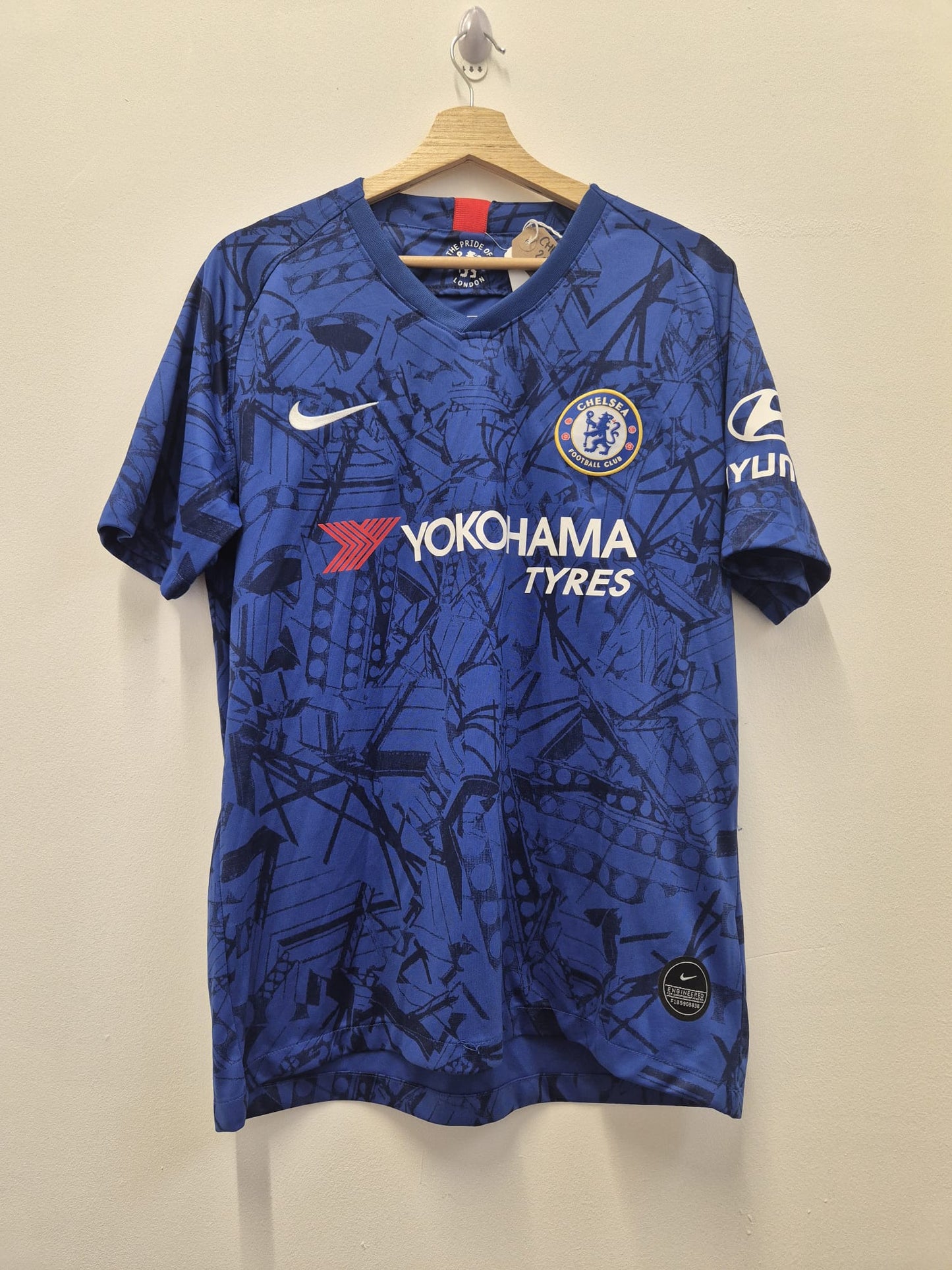 Chelsea 2019/20  Home Shirt Medium