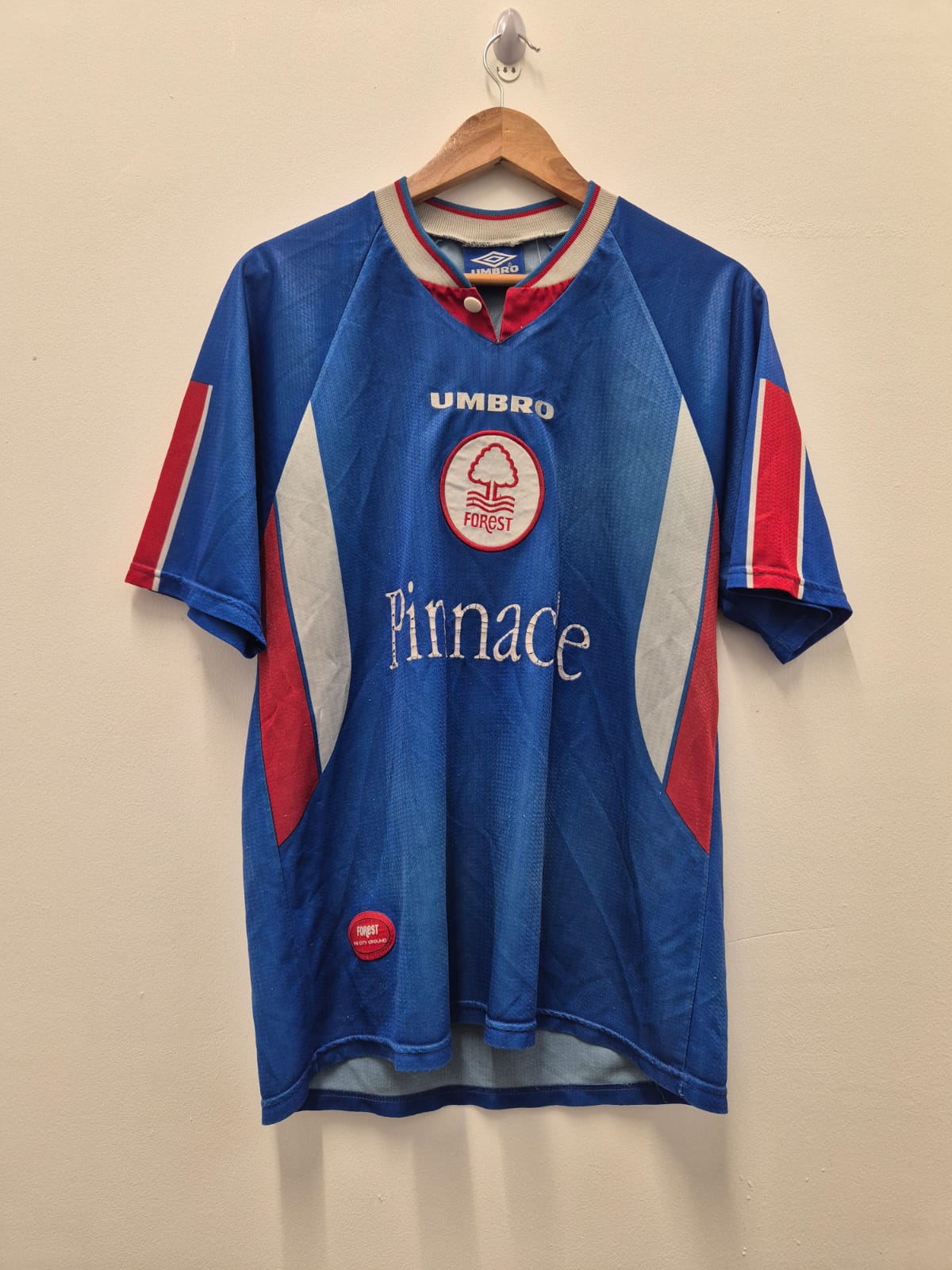 Nottingham Forest 1997/99 Third Shirt Medium
