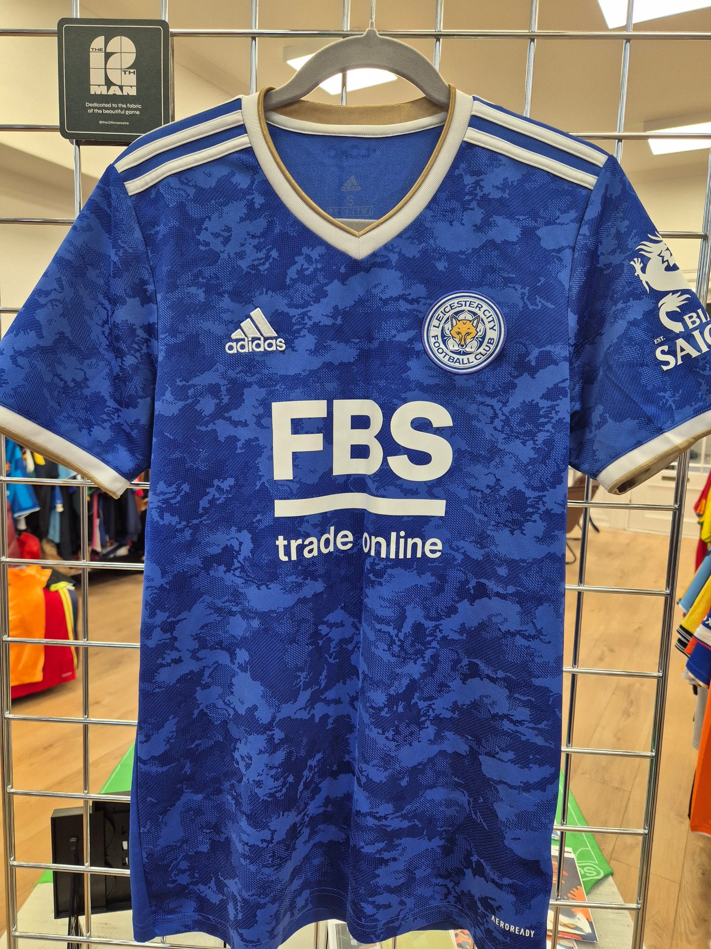 Leicester City 2021/22 Home Shirt Small