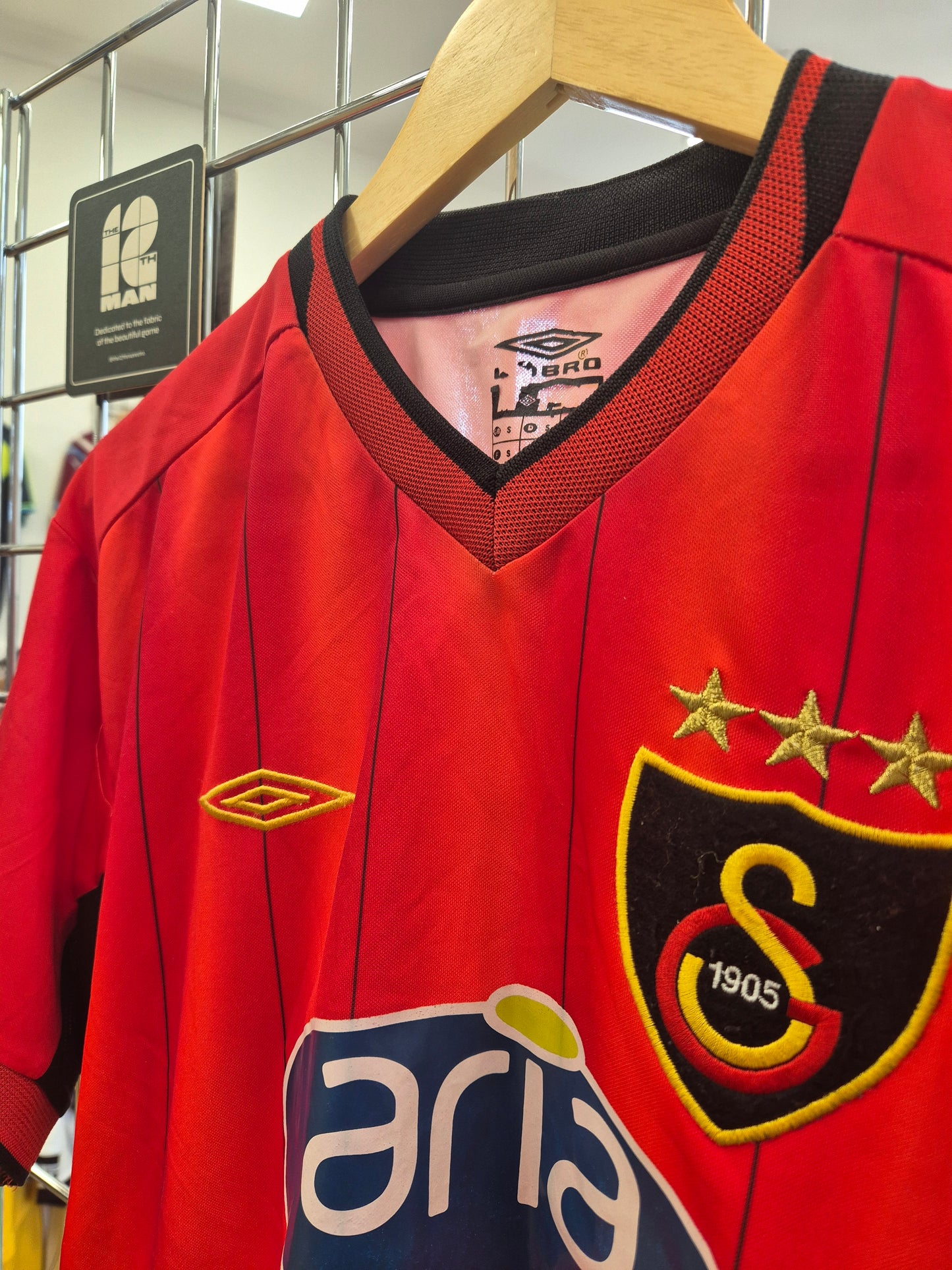 Galatasaray 2003/04 Third Shirt Small