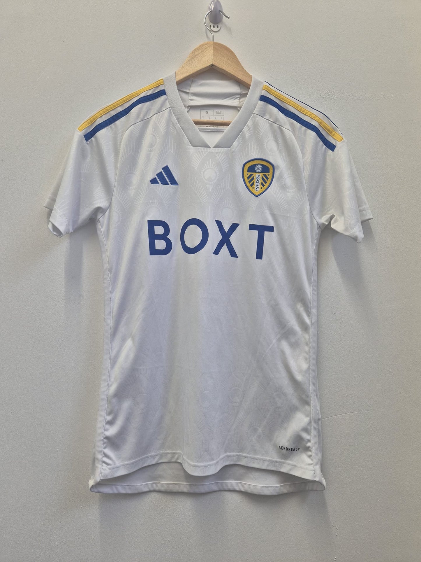 Leeds 2023/34 Home Shirt Small