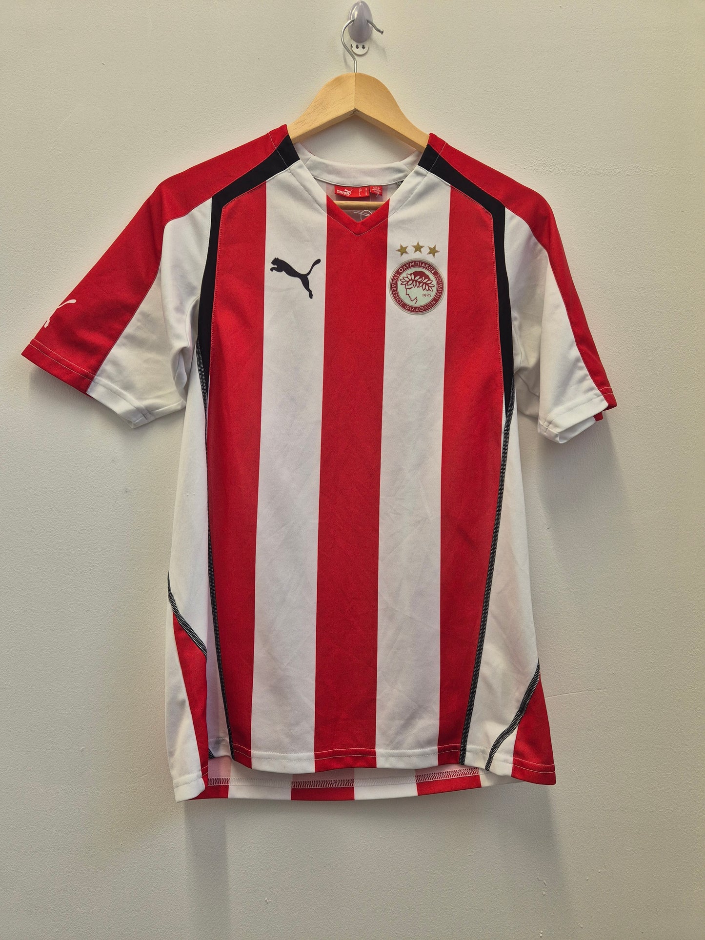 Olympiakos 2005/06 Home Shirt Medium