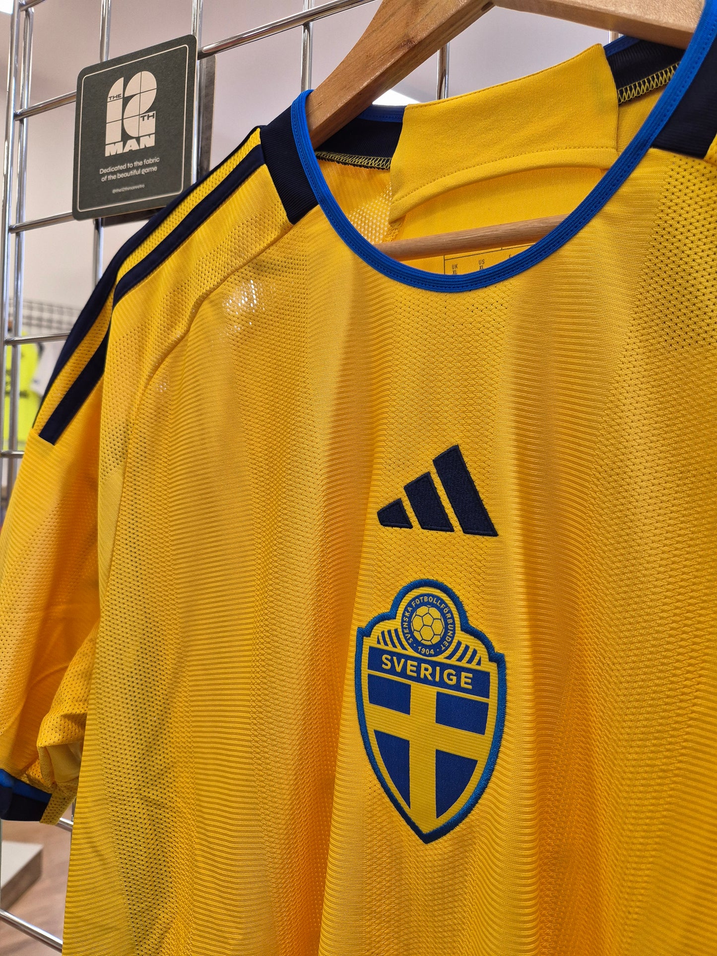 Sweden 2022/23 Home Shirt XL