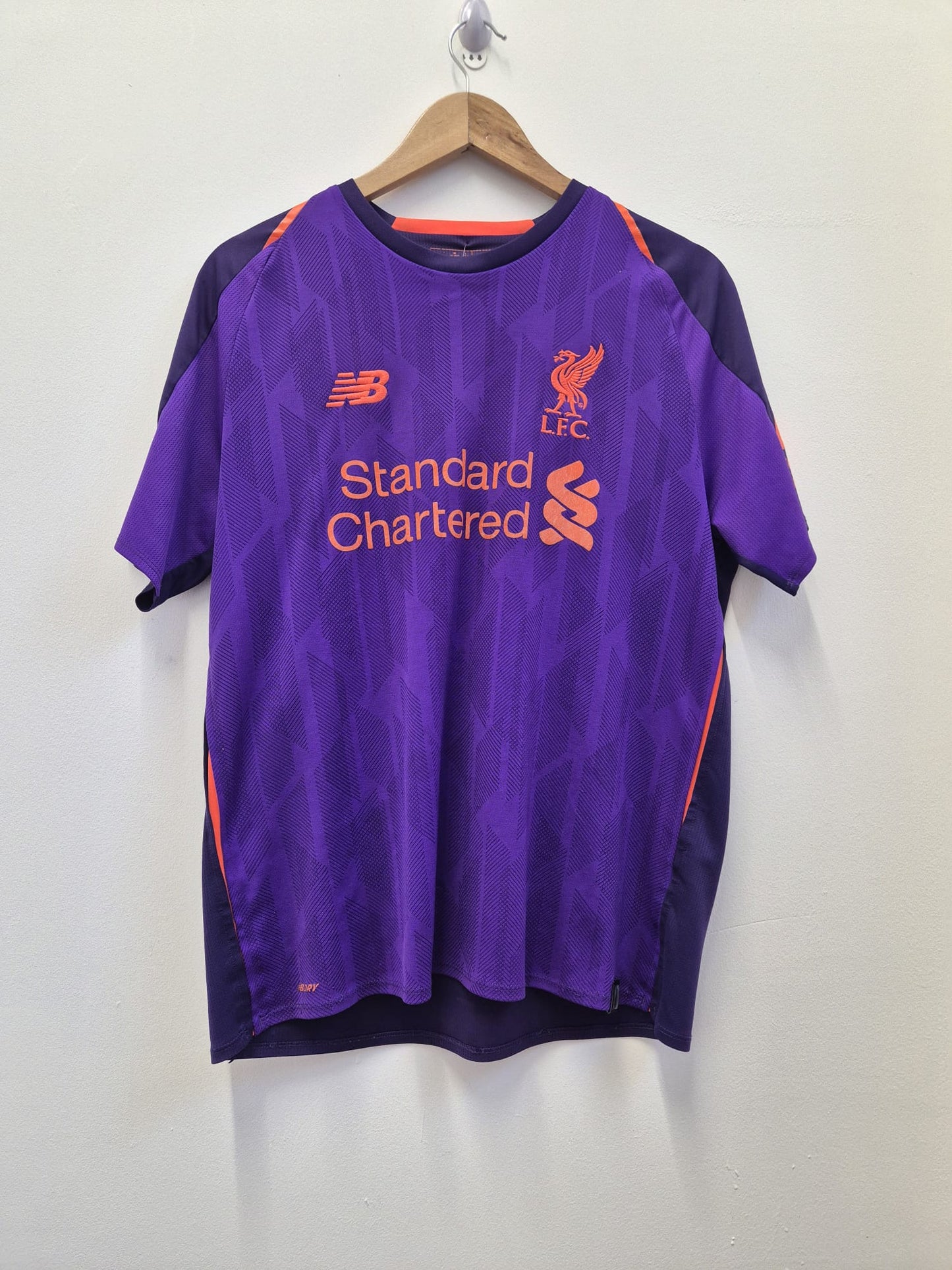Liverpool 2018/19 'Shaqiri' Away Shirt Medium