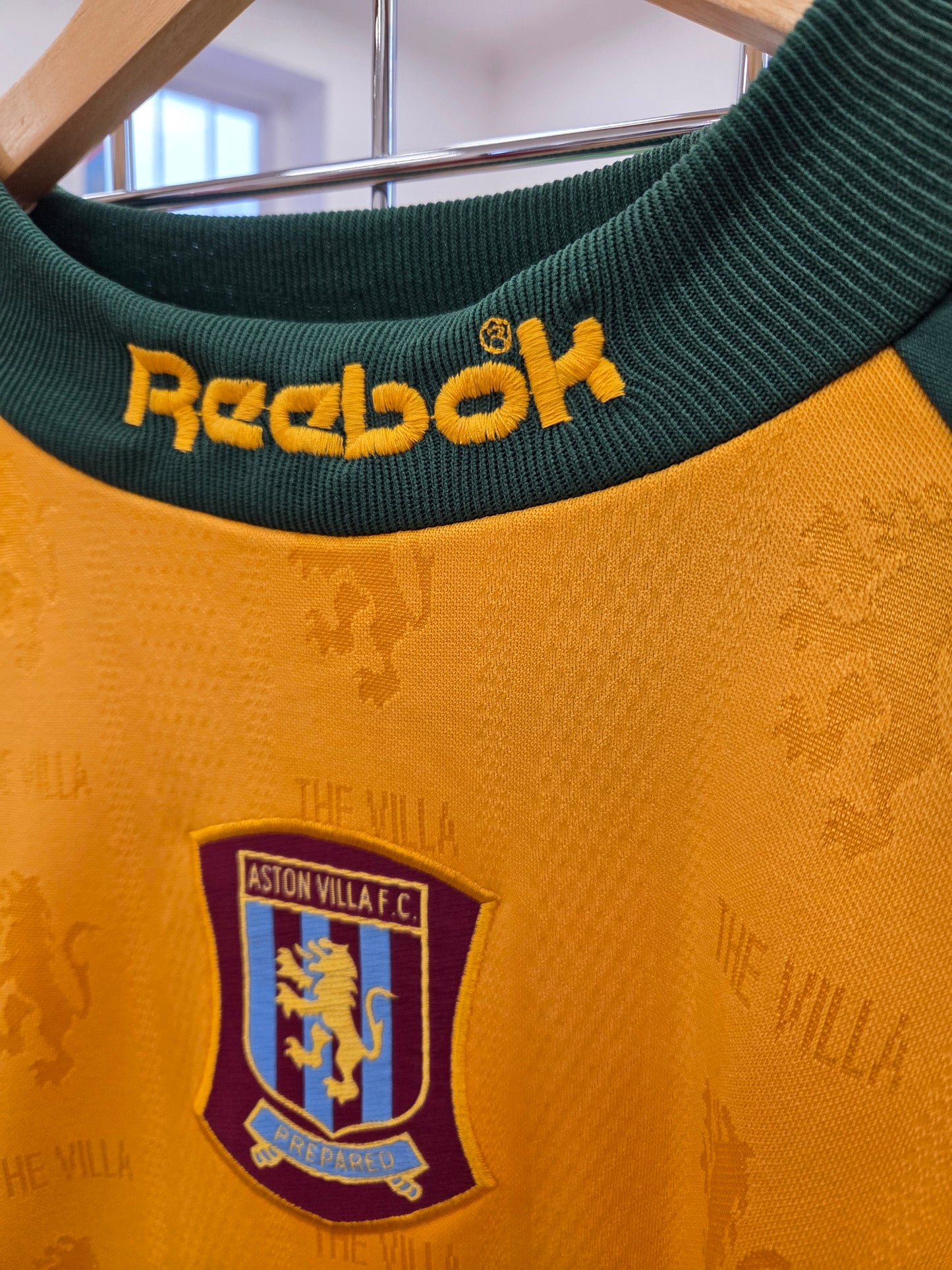 Aston Villa 1996/97 Goalkeeper Shirt XL