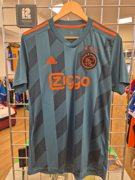 Ajax 2019/20 Away Shirt Large