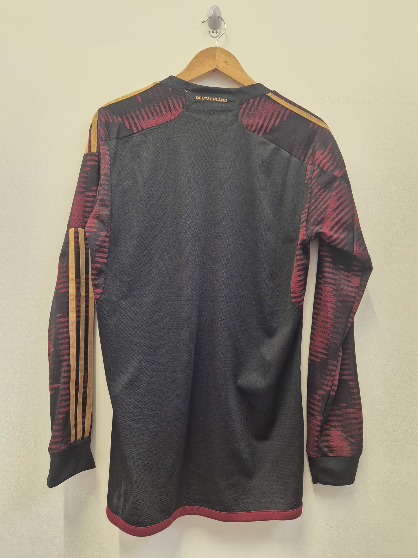 Germany 2022 Away Shirt Medium