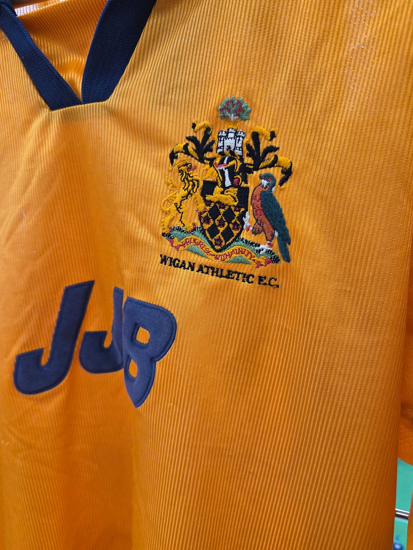Wigan Athletic 1999/01 Away Shirt Medium