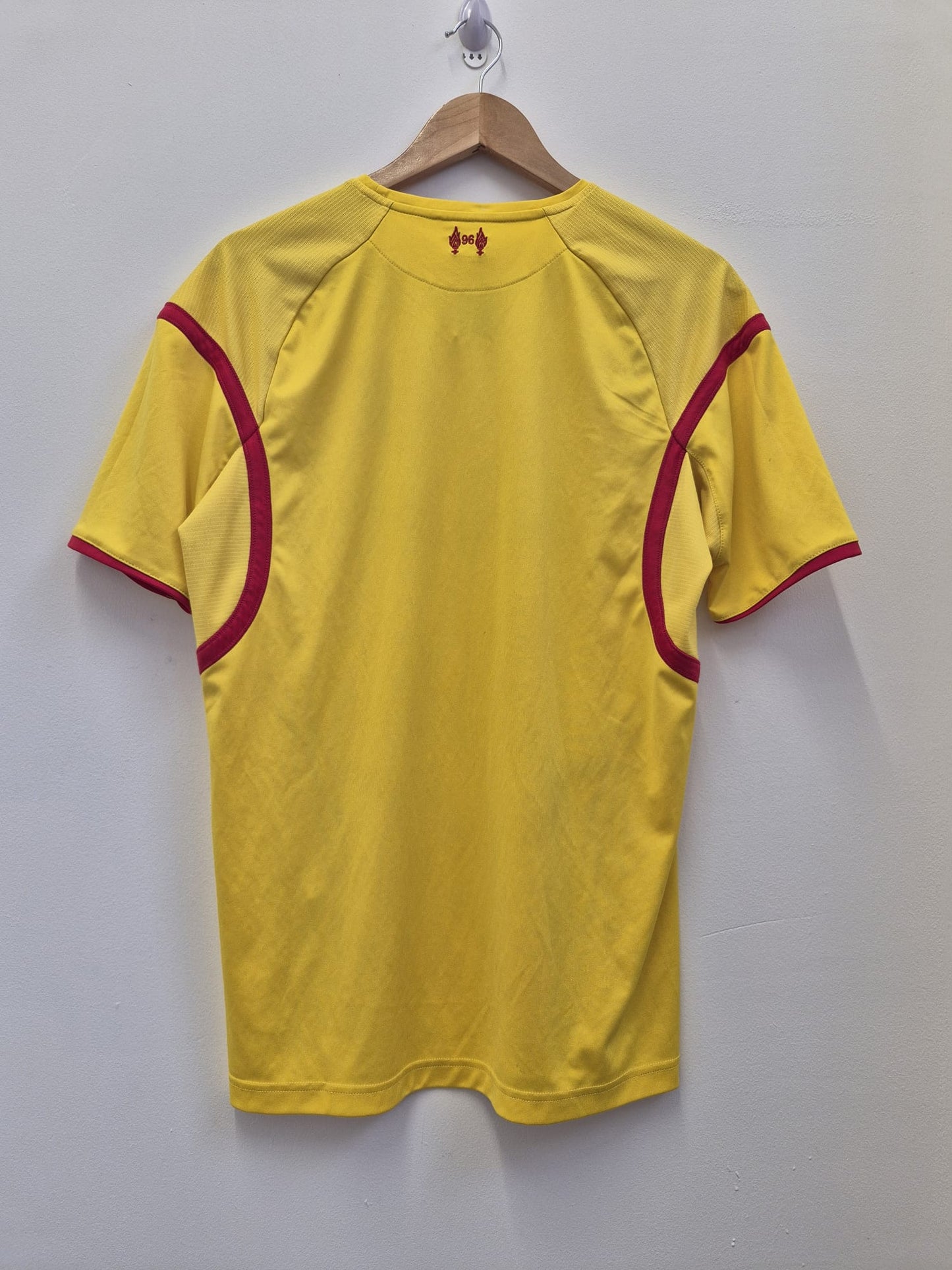 Liverpool 2014/15 Away Shirt Medium