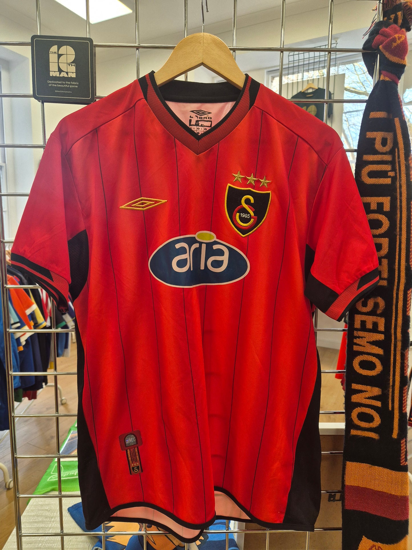 Galatasaray 2003/04 Third Shirt Small