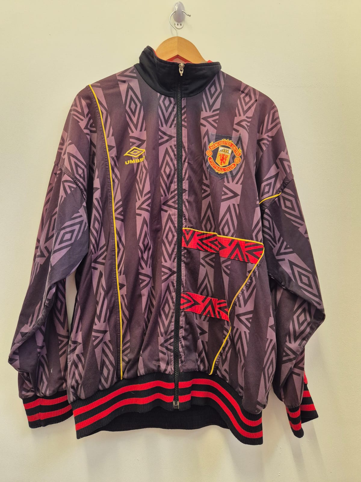 Manchester United 1994/96 Tracksuit Top Large
