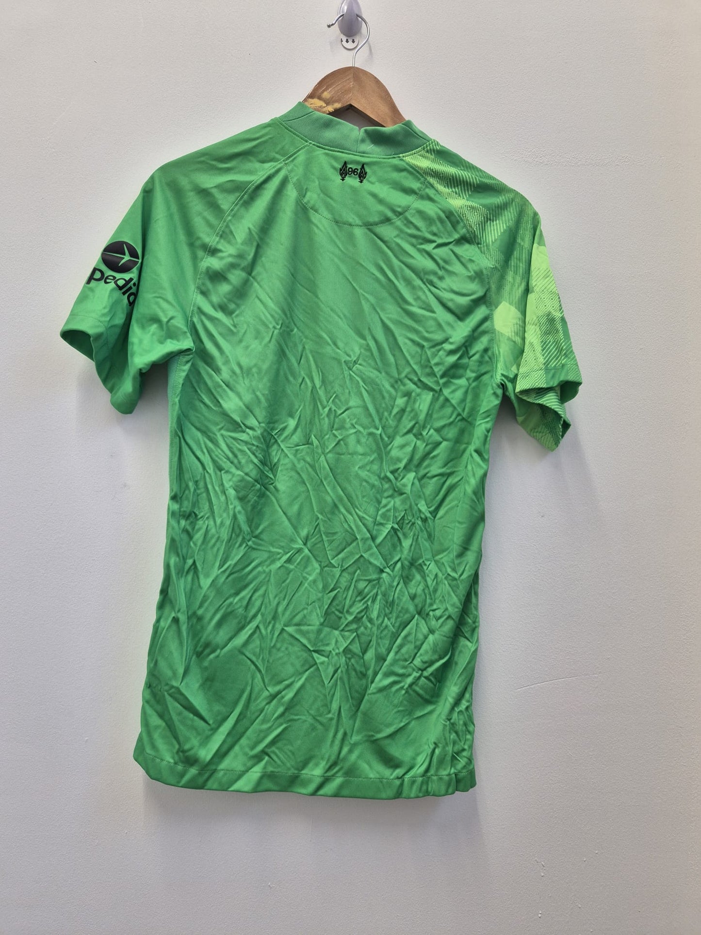 Liverpool 2021/22 Goalkeeper Shirt Small