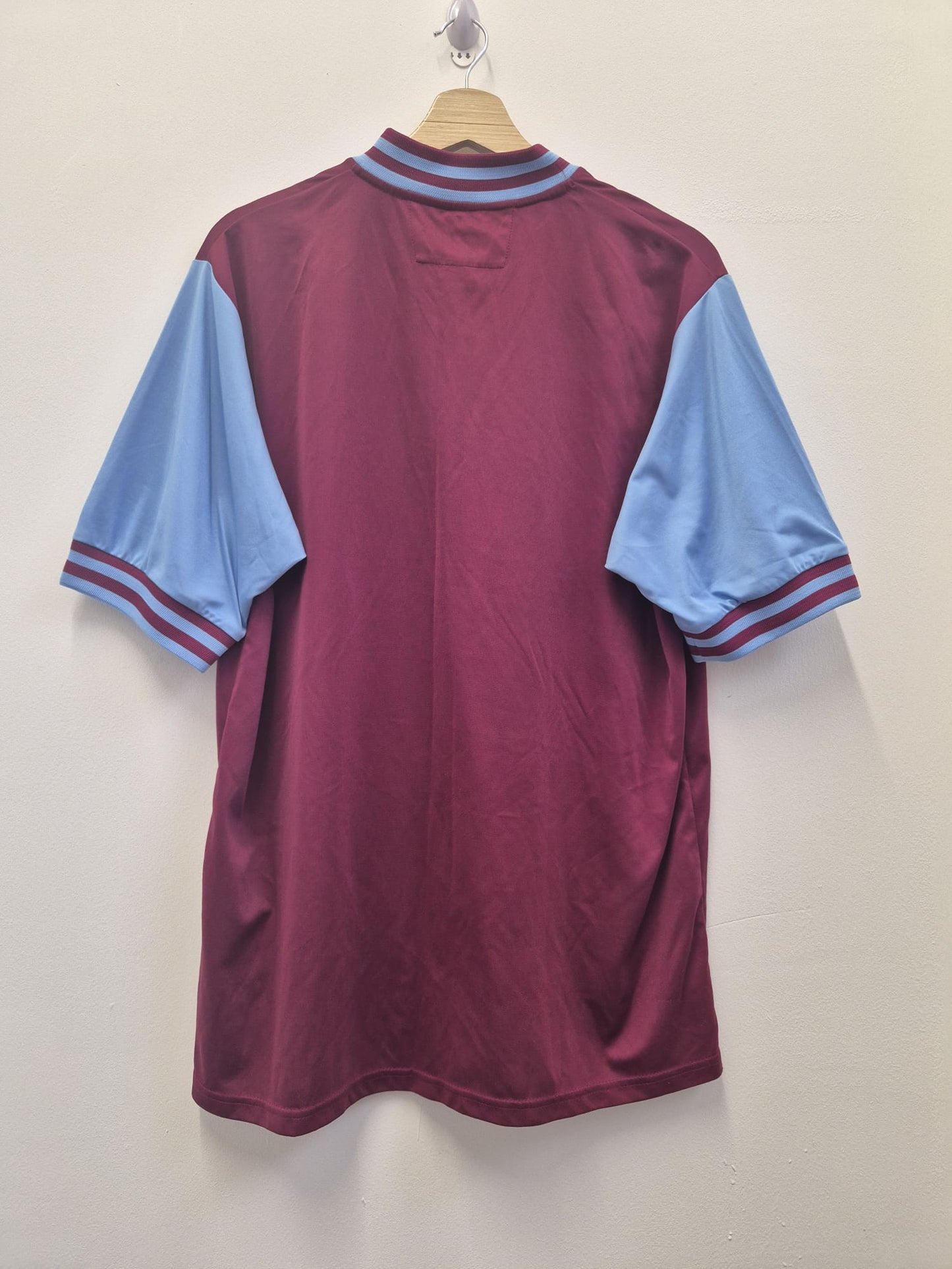 Aston Villa 2002/03 Home Shirt Medium