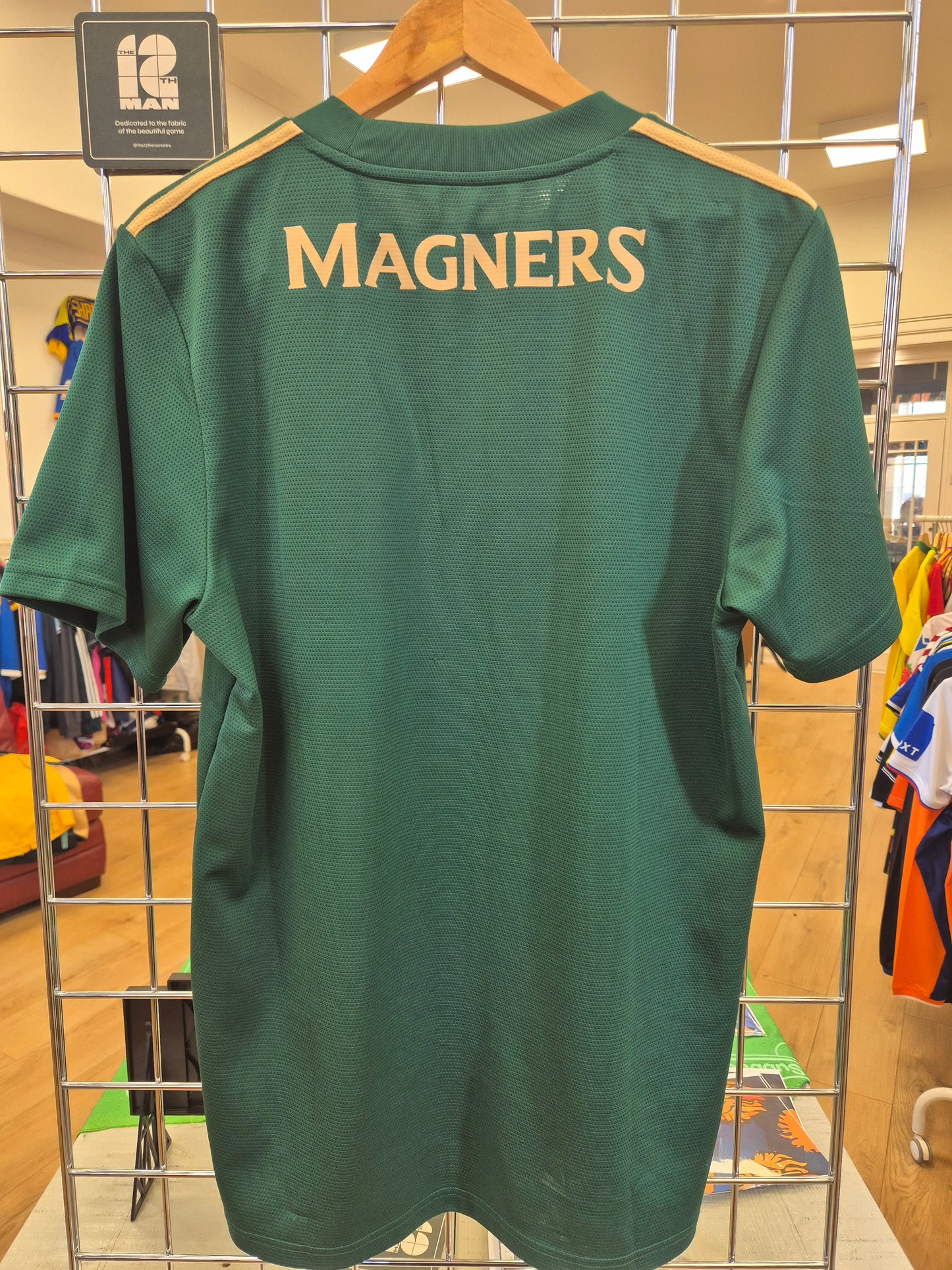 Celtic 2021/22 Away Shirt Large