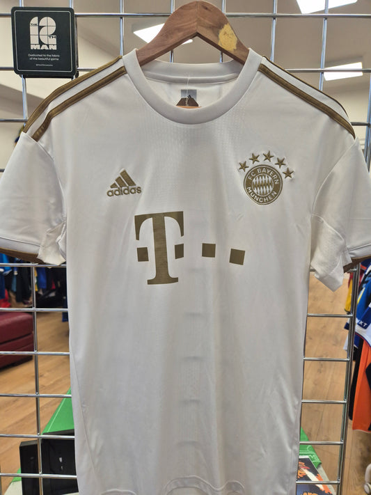 Bayern Munich 2022/23 Away Shirt Small