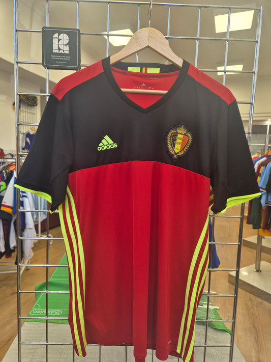 Belgium 2016/17 Home Shirt Large