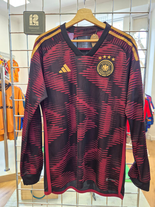 Germany 2022 Away Shirt Medium