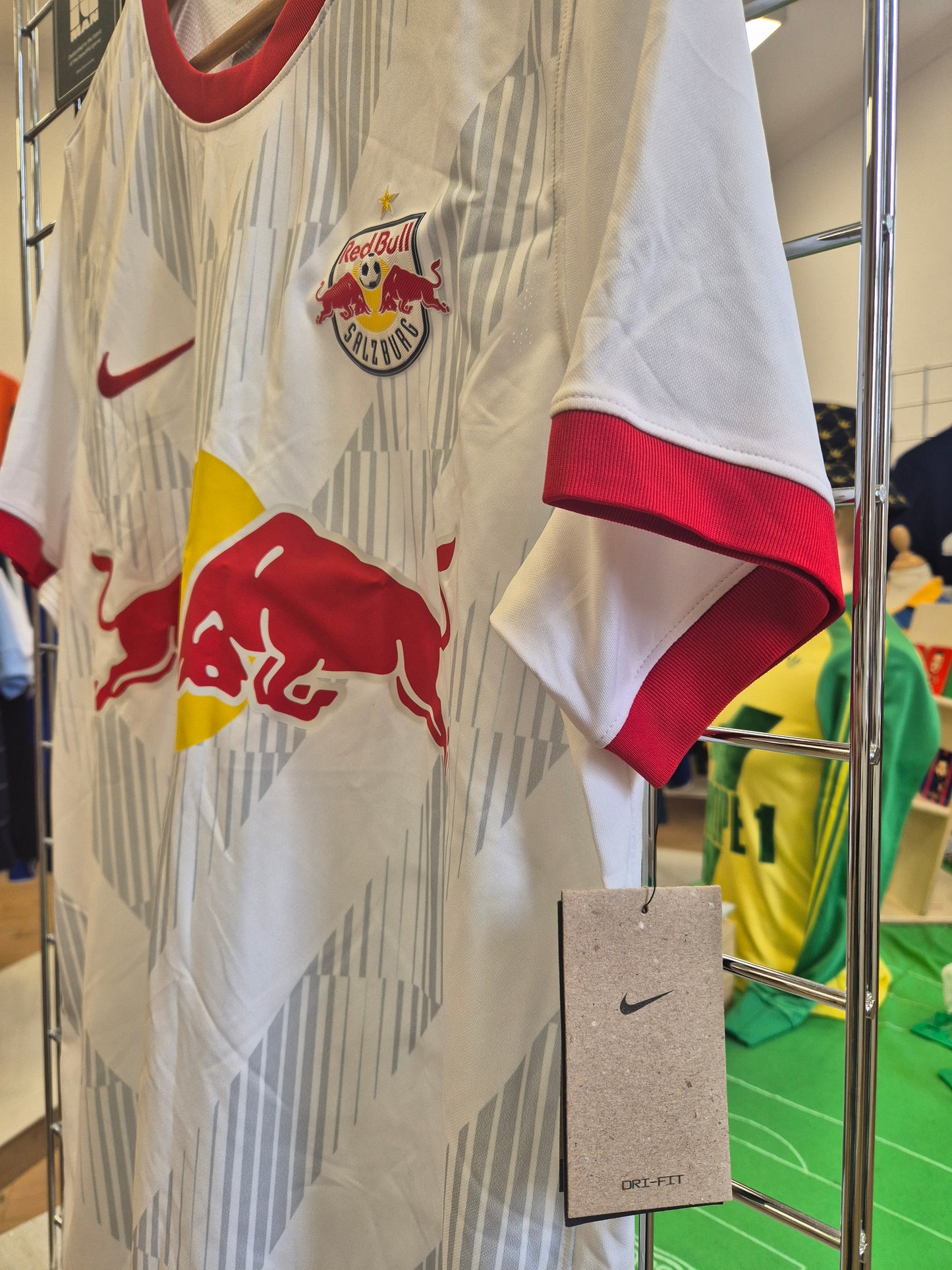 RB Salzburg 2022/23 Home Shirt XL
